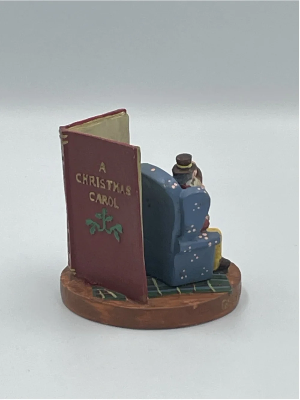 Russ Berrie A Christmas Carol Figurine 13980 Scrooge Diorama Tiny Tim The End - Picture 5 of 11